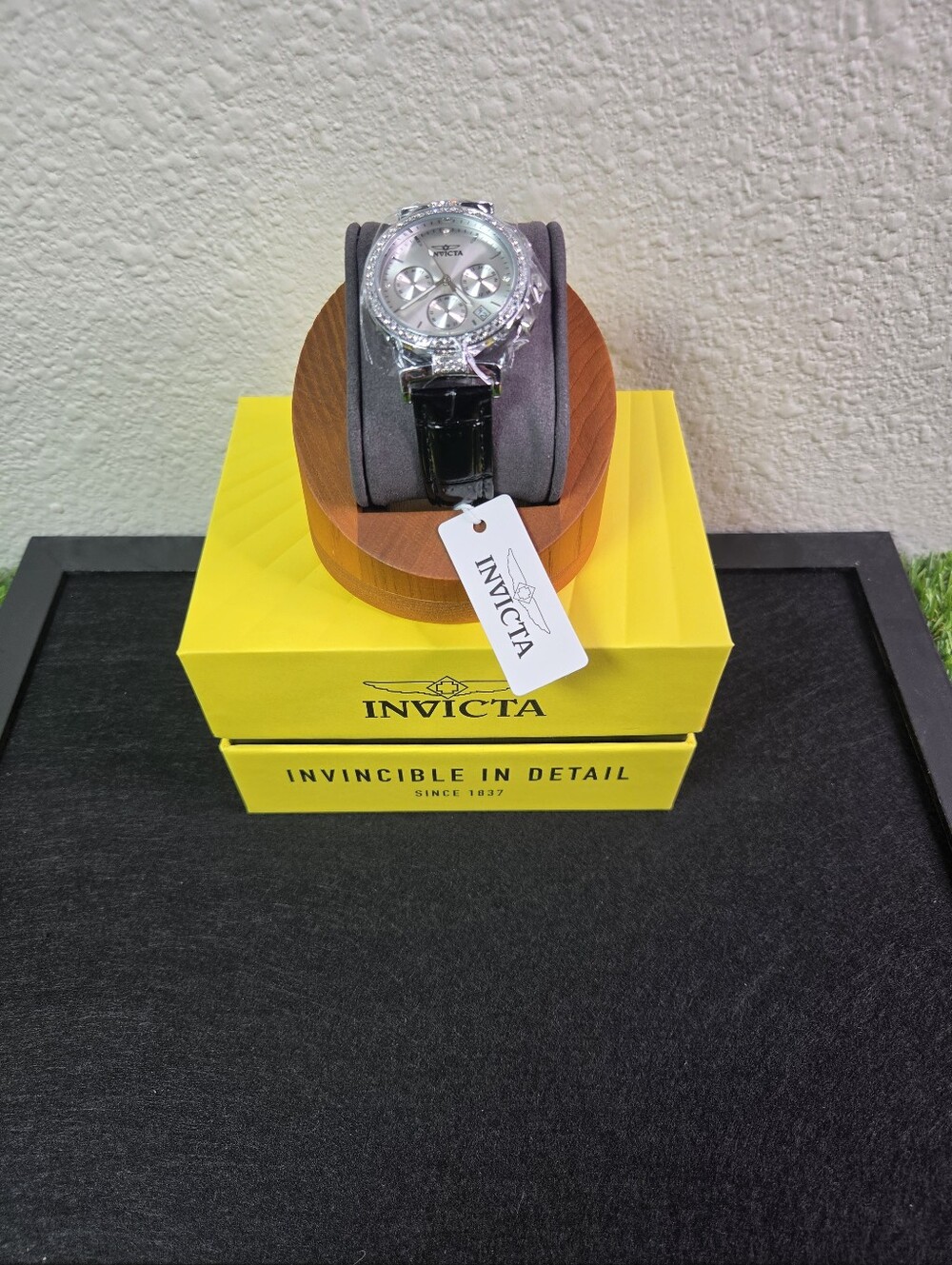 Invicta Celestial (70367) - 38mm Unisex Watch - Silver Case - Black Leather -NEW